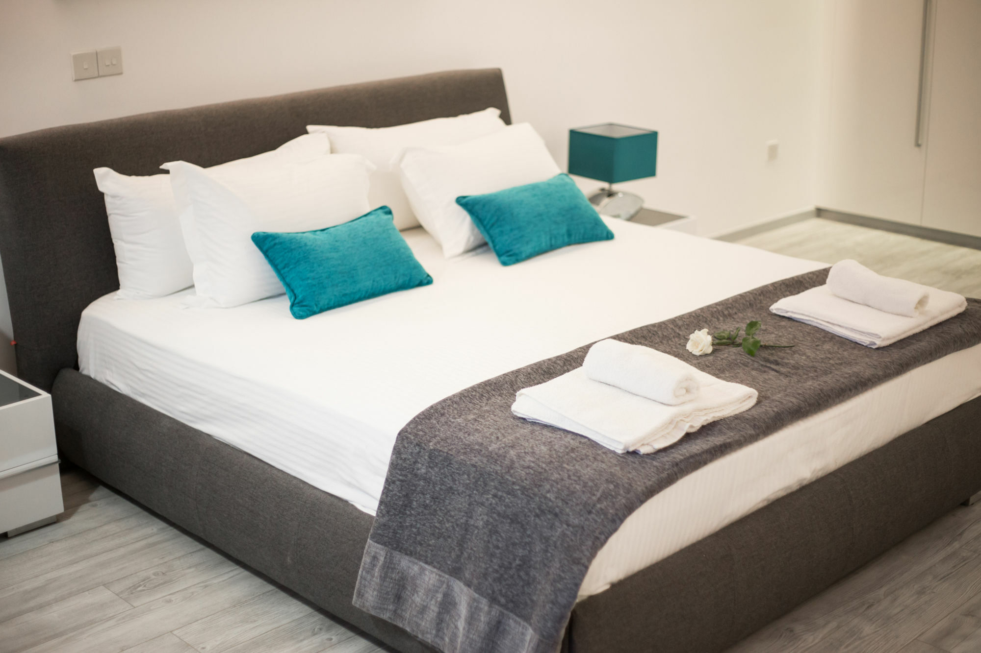 Corina Suites And Apartments Limasol Buitenkant foto